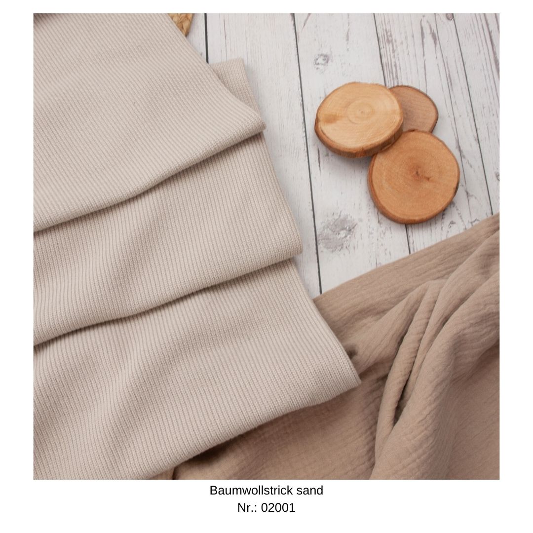 Loosefit-Pullover mit Kälbchen-Applikation Größe 56 bis 134 (A002A038)