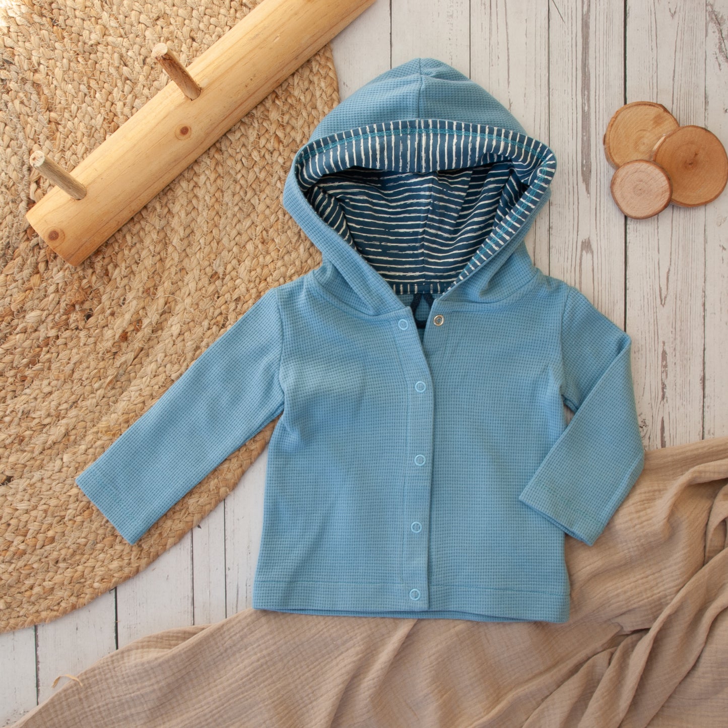 Cardigan aus Waffelstrick Größe 56 bis 134 (Artikelnummer: H036W001)